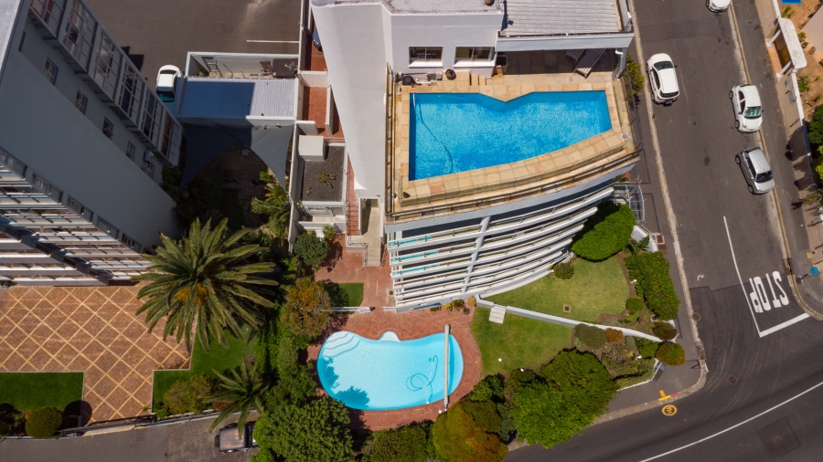 2 Bedroom Property for Sale in Bantry Bay Western Cape